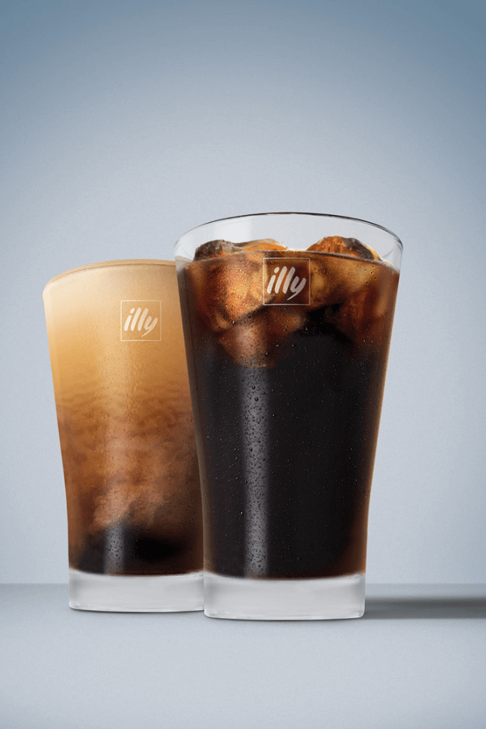 Kalter Kaffee mit Eis Illy